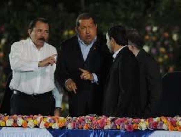 Mahmoud Ahmadinejad, en América Latina