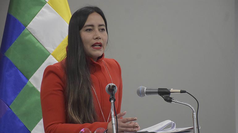 Gabriela Mendoza, ministra de Planificación Bolivia