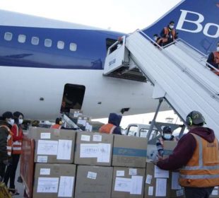 Vacuna Sinopharm llegan a Bolivia