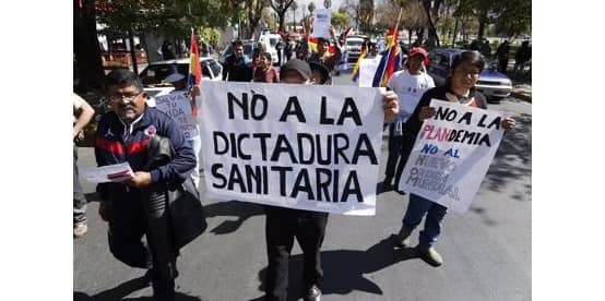 antivacunas marchan La Paz
