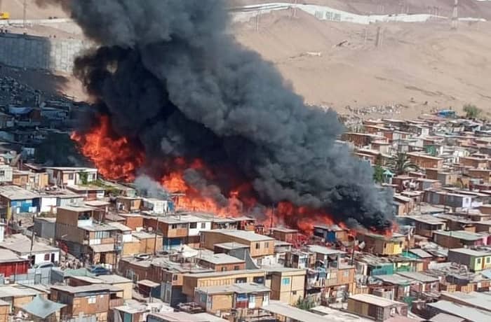 Iquique incendio comunidad boliviana