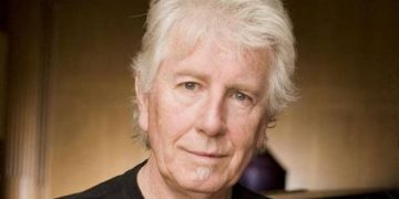 Graham Nash, apoya a Young, por desinformación Spotify