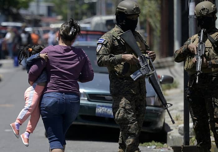 El Salvador, violencia, pandillas, patrullaje