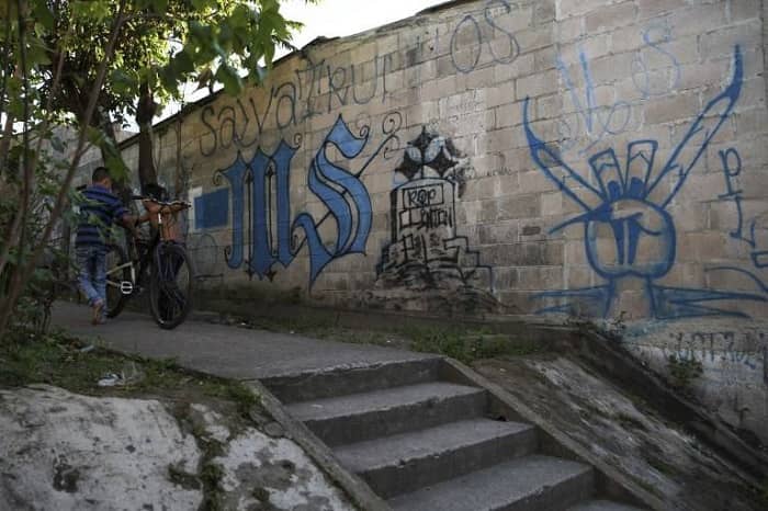 El Salvador, grafitis, pandillas