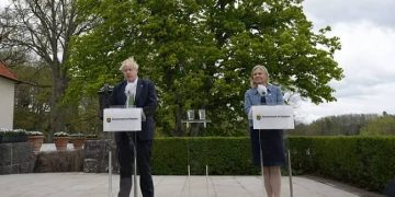 Reino Unido y Suecia