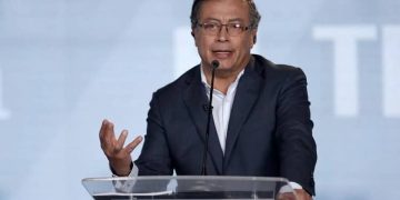 gustavo Petro, colombia