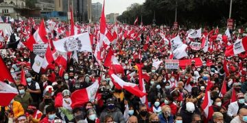Perú protesta contra Castillo