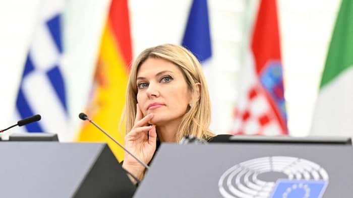 Eva Kaili presidente parlamento europeo, corrupción