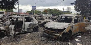 fiscalia santa cruz incendiada, detención Camacho