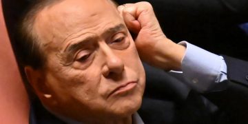 Silvio Berlusconi, Italia