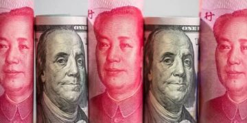 Yuan, Dólares