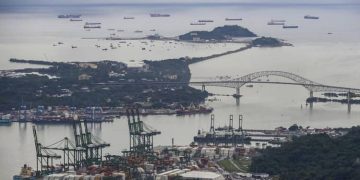 Cnal de Panamá, atasco naviero, sequía
