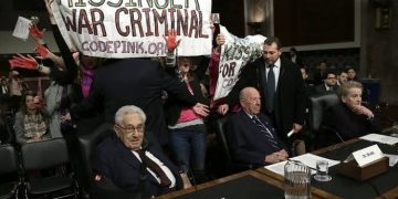 kissinger, protestas en su contra EEUU