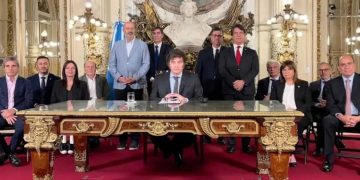Milei, decretos privatización