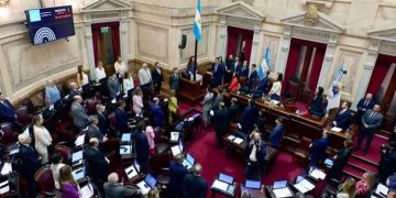 argentina senado rechaza decreto de milei