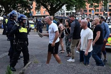 Reino unido protestas racistas antiinmigrantes