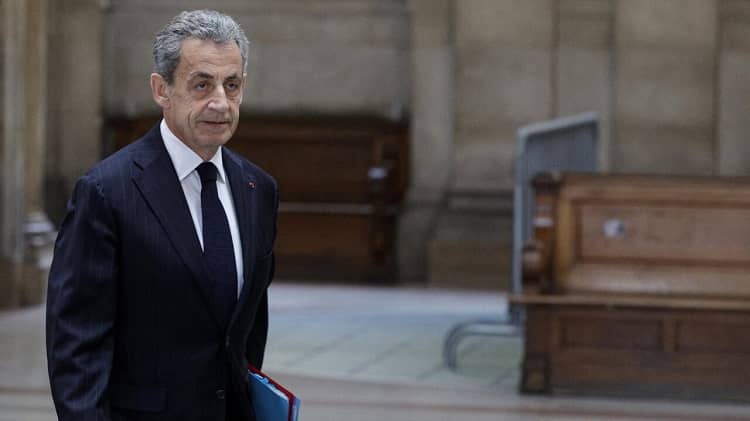 Sarkozy condena por corrupción Francia