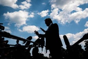 trump con medios