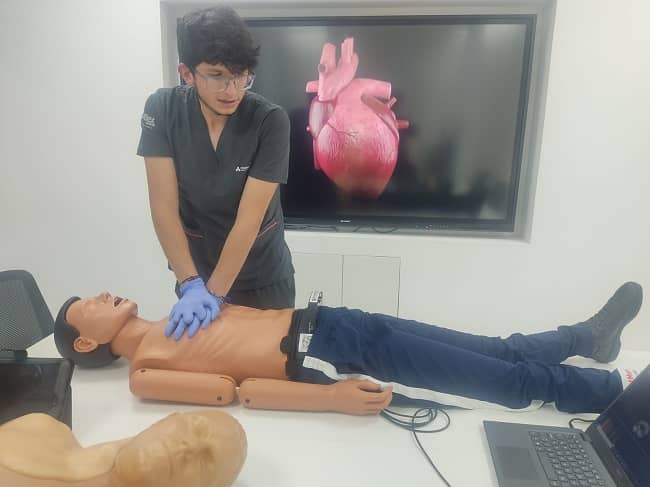 Centro de Simulación Médica (CESIMED) laboratorios bagó