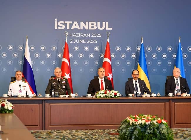 diplomacia ucrania rusia en Turquía estambul