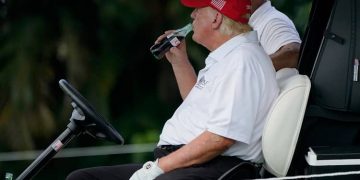 trump coca cola
