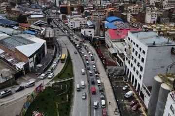 filas por combustible La Paz 2025