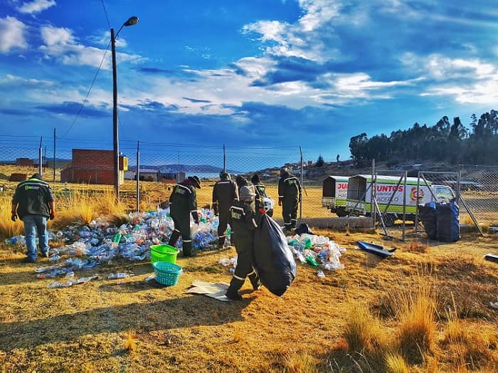 La Cascada, responsabilidad social empresarial, 60 años Bolivia