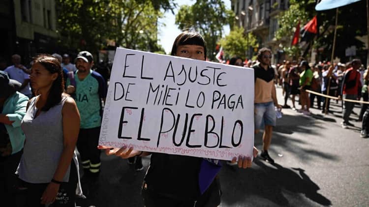 protestas contra ajuste económico de milei Argentina