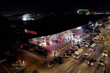 showroom Toyosa Santa Cruz