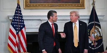 trump y Pete Hegseth eeuu