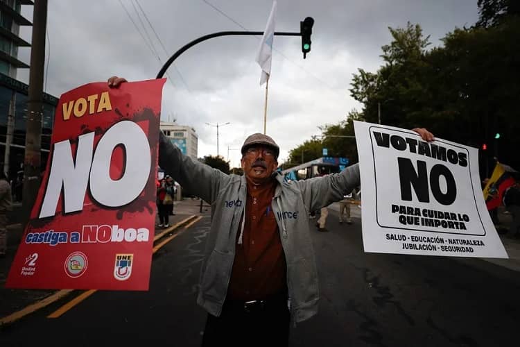 Ecuador gana No a Noboa en referendum