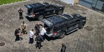 brasil traslado prisioneros jefes comando vermelho, rio de janeiro