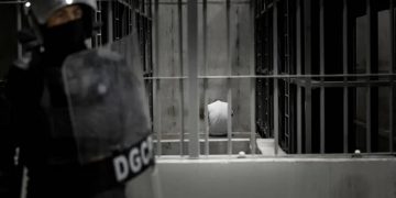 cecot el salvador, abusos de ddhh, regimen bukele