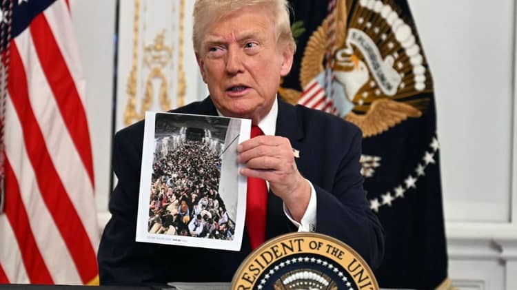 trump suspende ciudadanía y residencia a 19 países