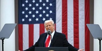 donald trump suzeraneo anacrónico