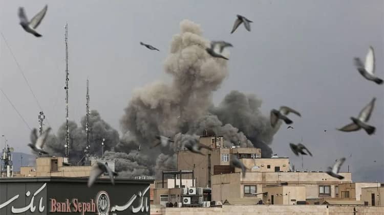 irán ataca países del golfo persico, en medio de guerra con EEUU israel