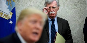 donald trump y Bolton eeuu