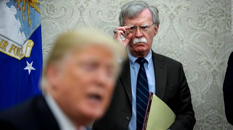 donald trump y Bolton eeuu