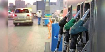 combustible precios EAU países del golfo pérsico