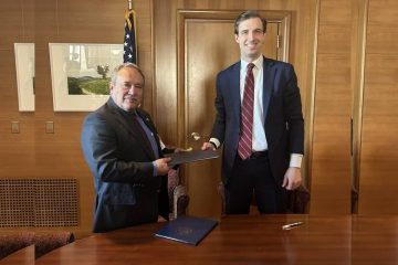 Bolivia y EEUU firman acuerdo minerales críticos