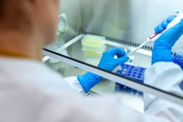 investigación en ciencia con tecnología ARNm