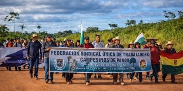 marcha pueblos indígenas panbo y beni contra ley 157