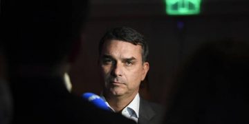 Flavio Bolsonaro, Brasil