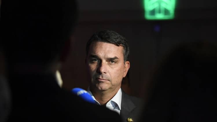 Flavio Bolsonaro, Brasil