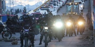 operativo corredor humanitario banderas blancas