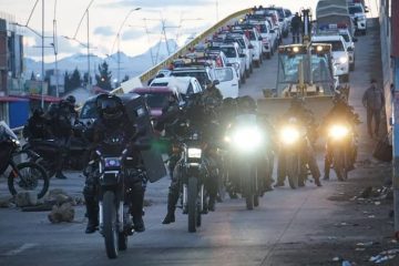 operativo corredor humanitario banderas blancas