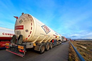 ypfb camión combustible en Konani