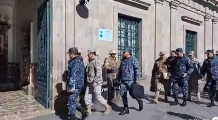 ffaaa en palacio ejecutirvo Bolivia 8 junio 2026