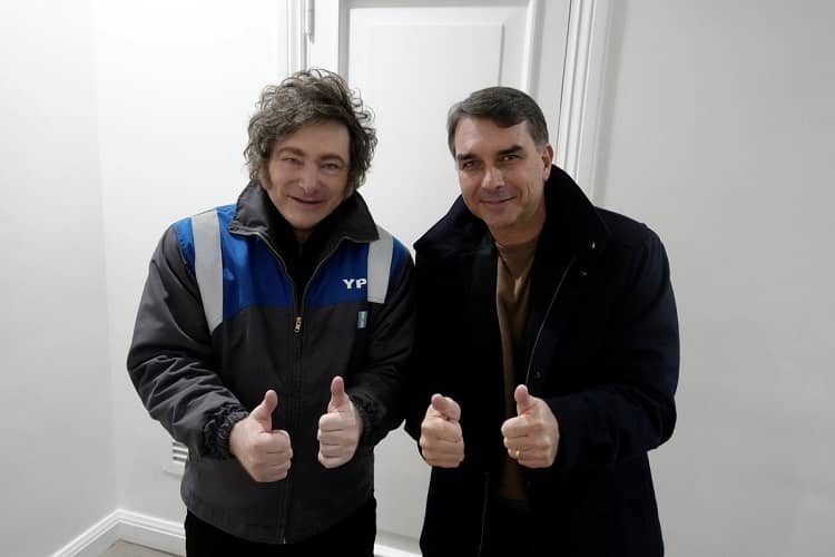 milei y Flavio bolsonaro junio 2026
