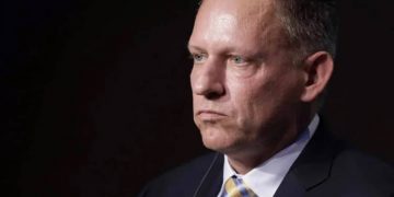 peter thiel palantir ia
